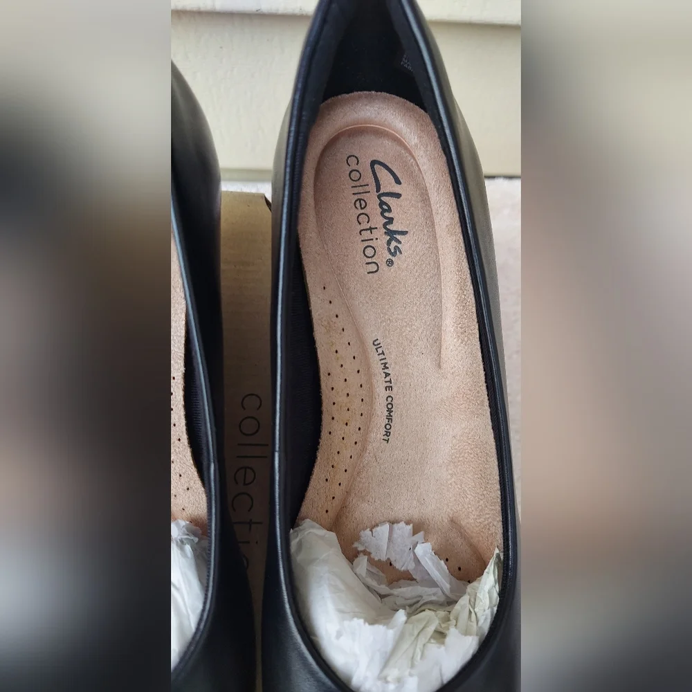 Clarks Flores Tulip Black Leather Wedge Heels Women's Size 7 NWT Office Preppy